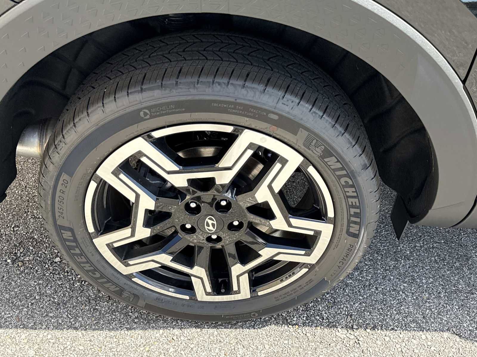 New 2025 Hyundai Santa Cruz Limited image 7