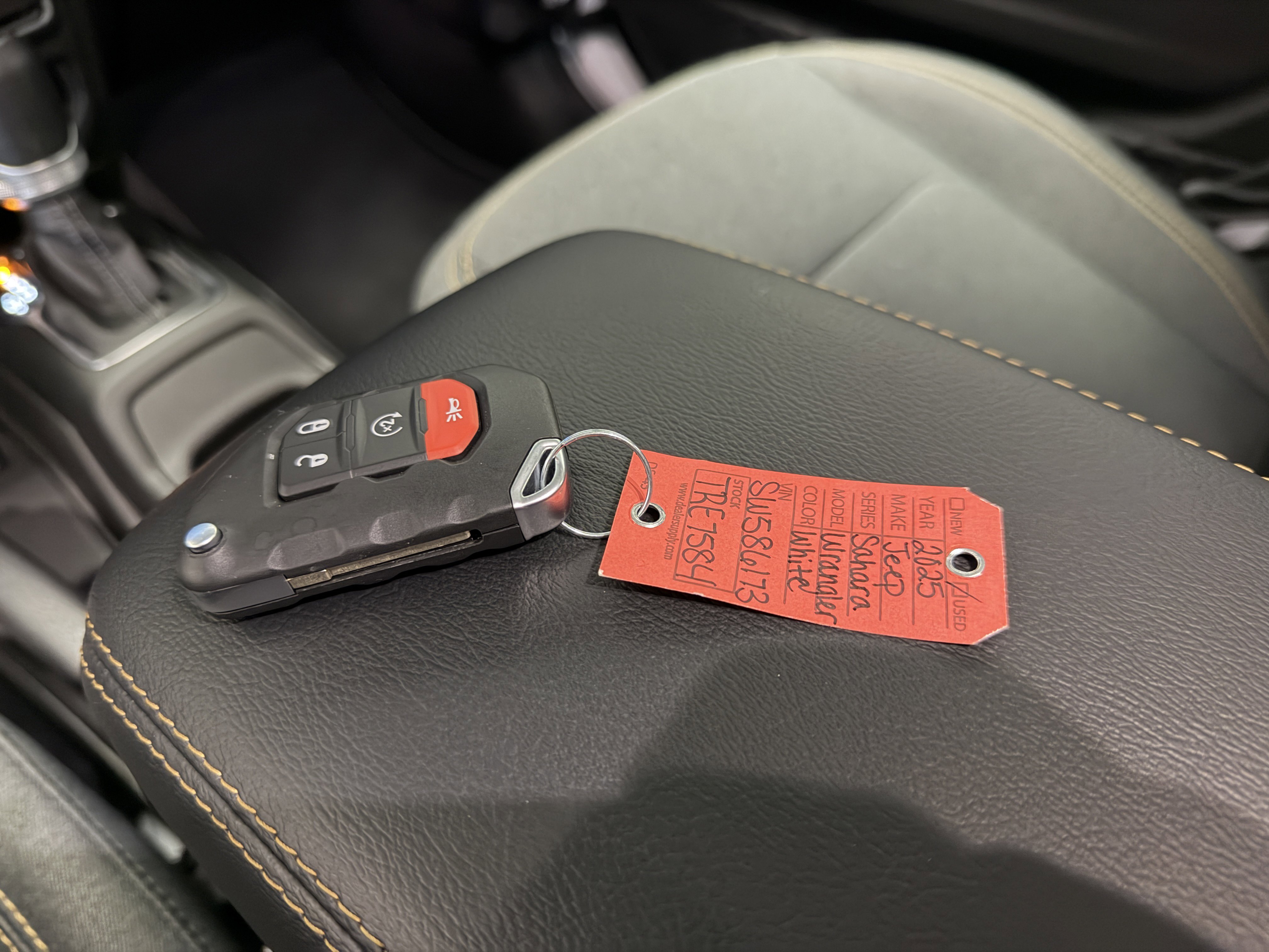 Used 2025 Jeep Wrangler Sahara 4xe w/ Safety Group image 15