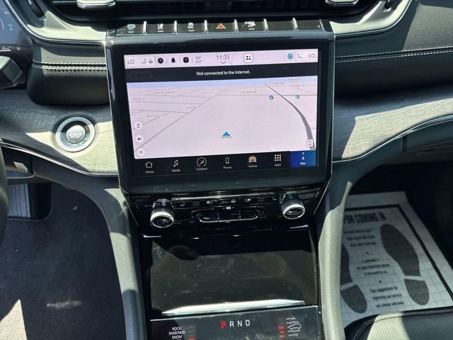 New 2024 Jeep Grand Cherokee Overland w/ Trailer Tow Package image 17