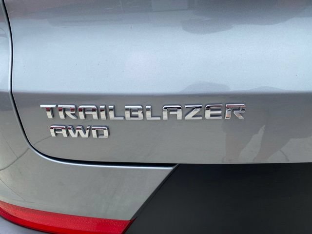 Used 2026 Chevrolet TrailBlazer LT AWD/4WD image 5
