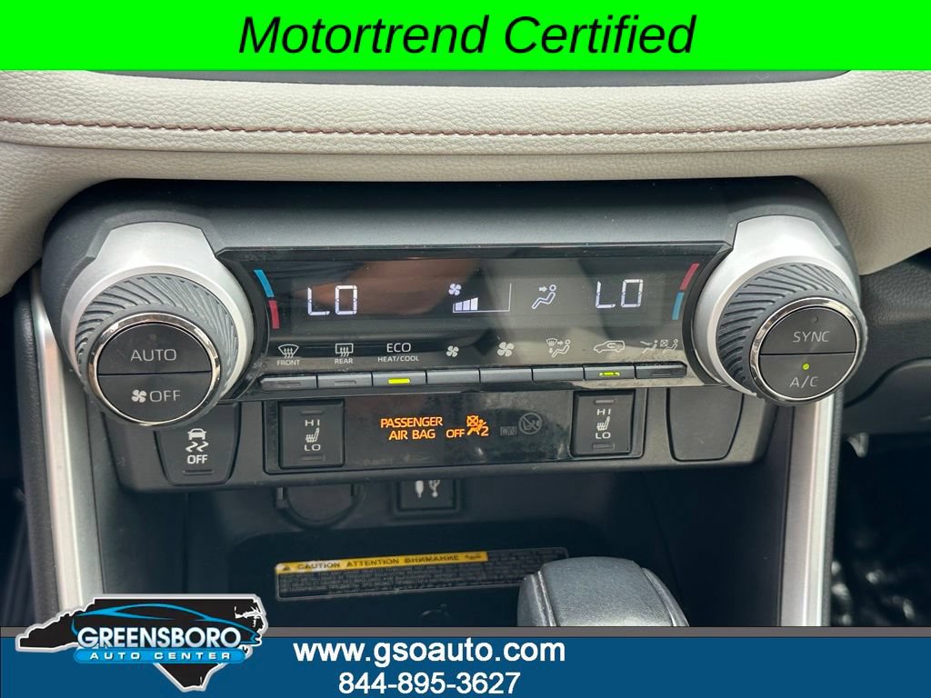 Used 2019 Toyota RAV4 XLE Premium AWD/4WD image 30