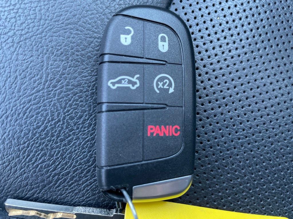 Used 2018 Jeep Compass Limited AWD/4WD image 24