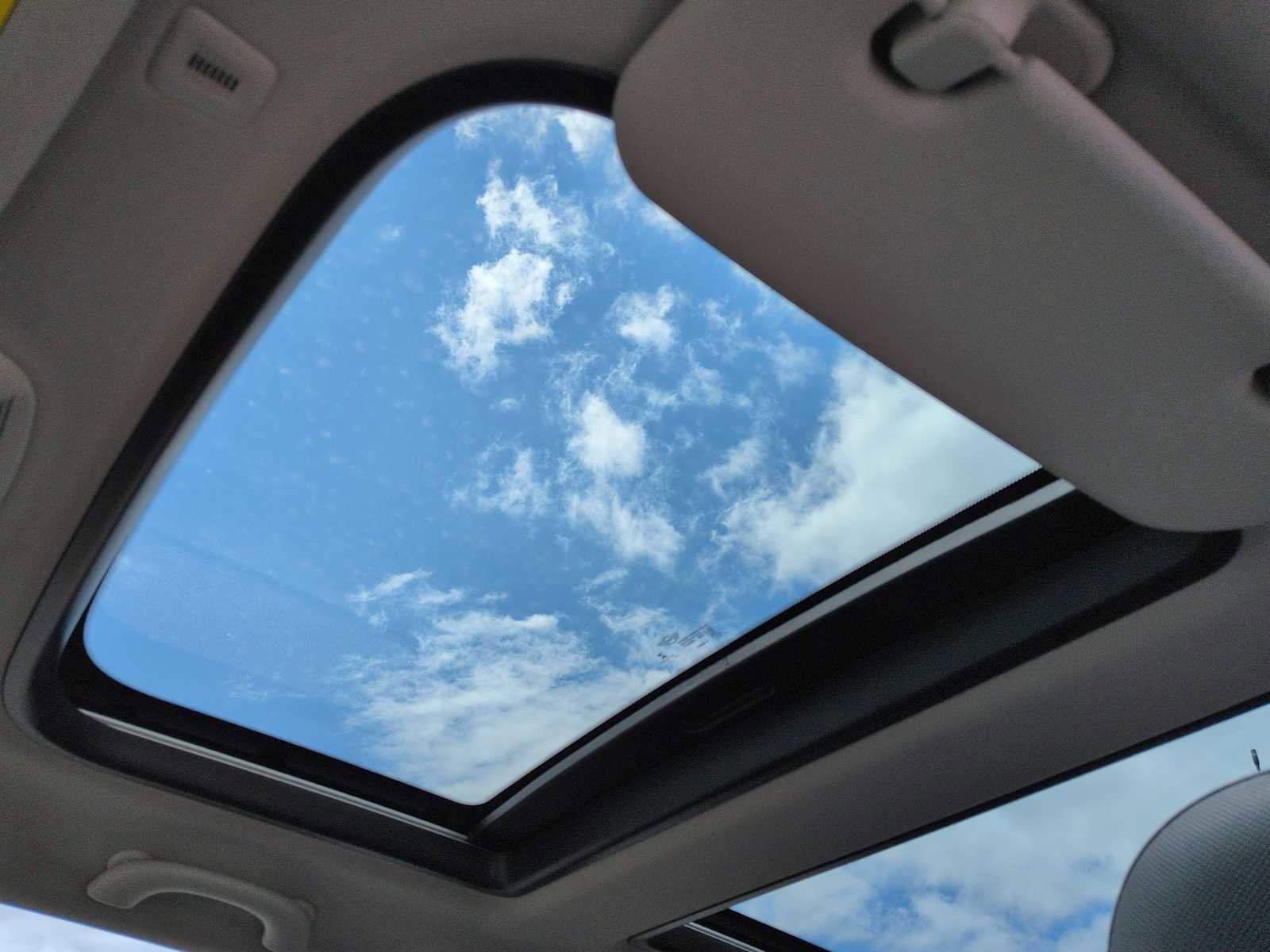 Used 2022 MINI Cooper 2-Door Hardtop FWD image 20