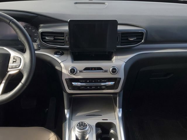 Certified 2023 Ford Explorer XLT w/ Equipment Group 202A image 26