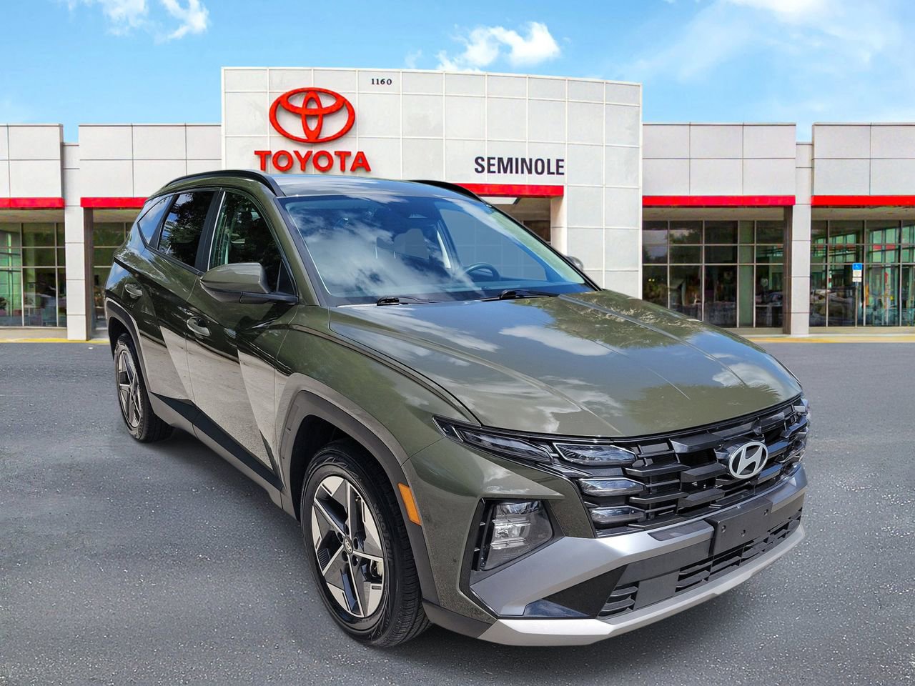 Used 2025 Hyundai Tucson SEL image 2