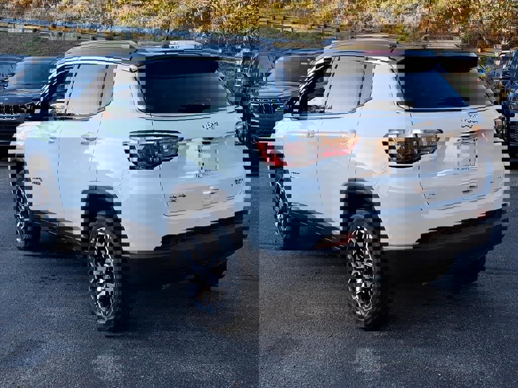 New 2026 Jeep Compass Limited w/ Sun, Sound & Navigation Group image 3