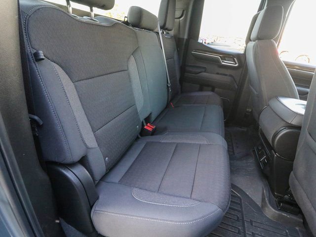 Used 2024 GMC Sierra 1500 SLE image 26