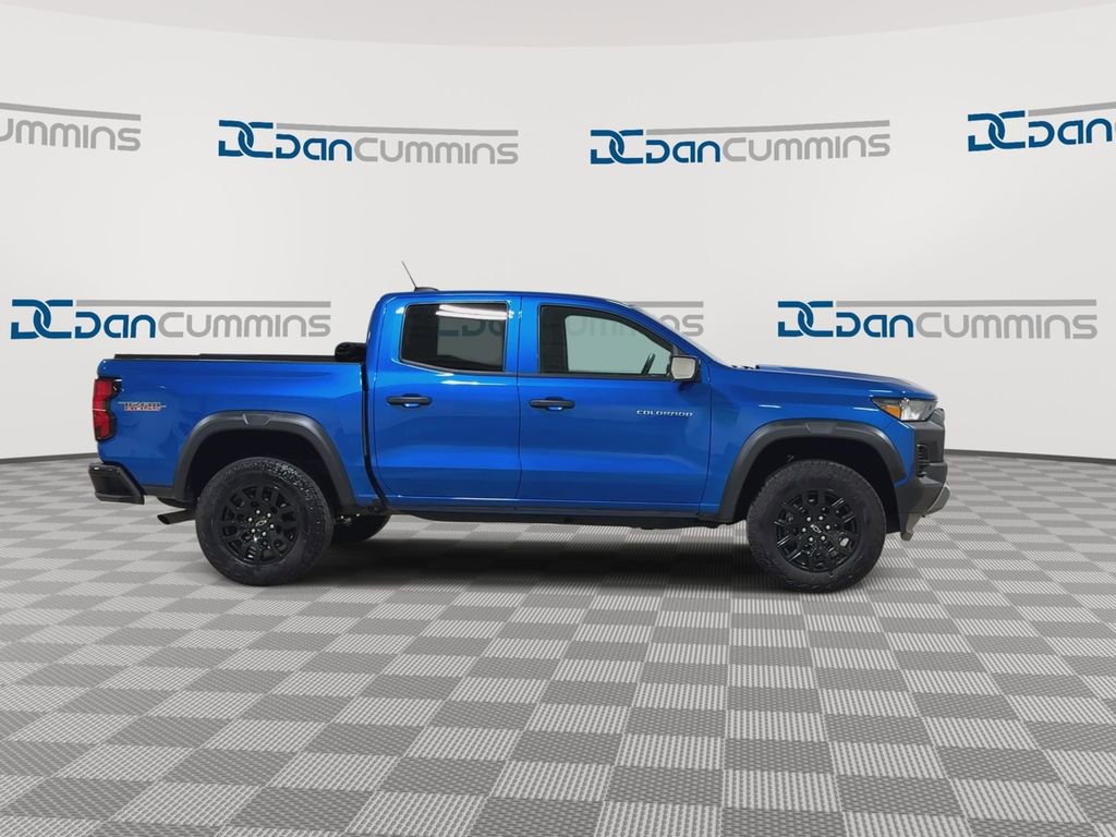 Used 2023 Chevrolet Colorado Trail Boss w/ Technology Package image 2