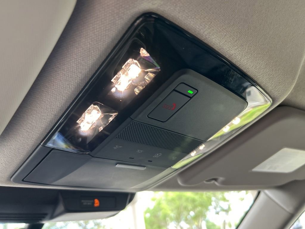 Used 2026 Mitsubishi Outlander SE FWD image 42