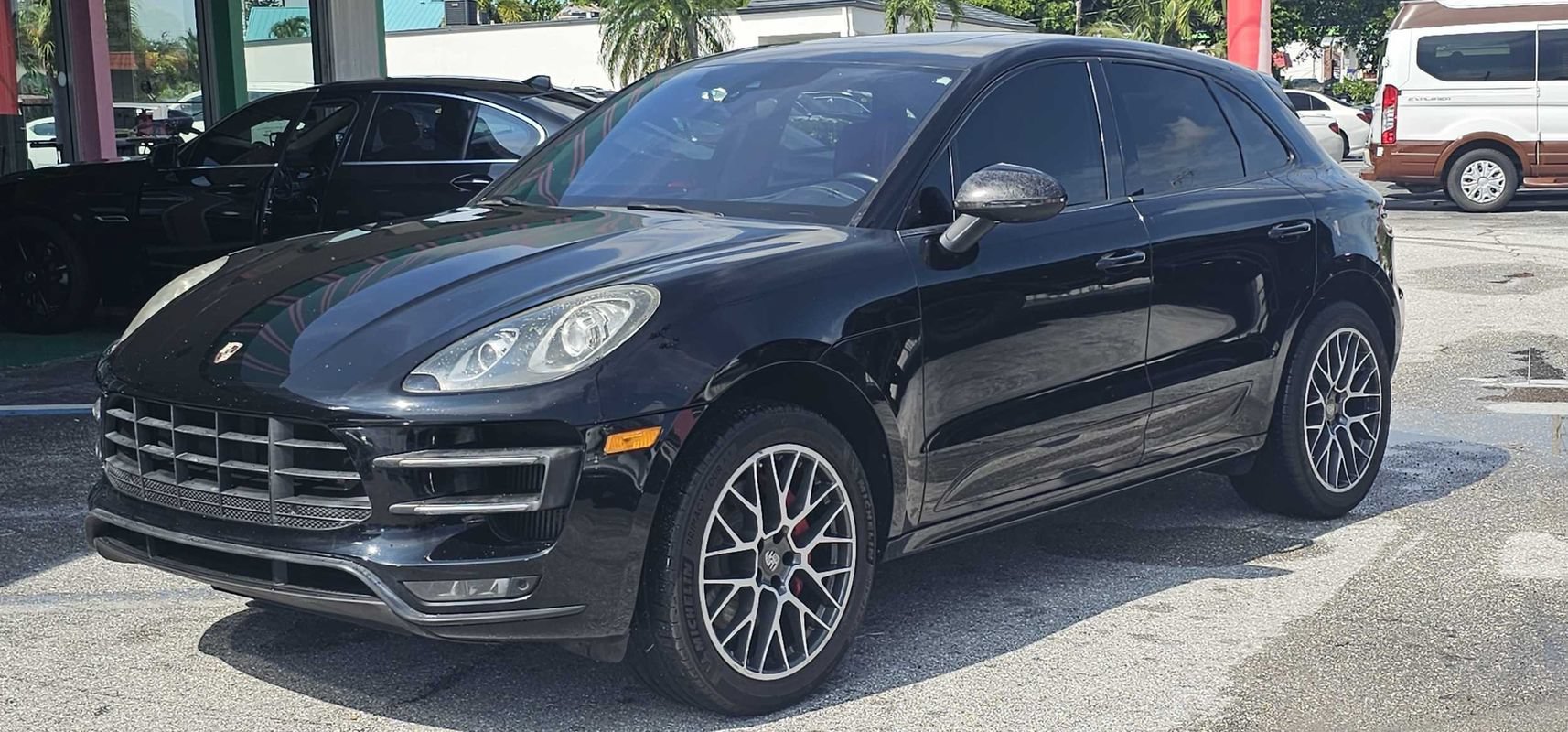 Used 2015 Porsche Macan Turbo AWD/4WD image 1