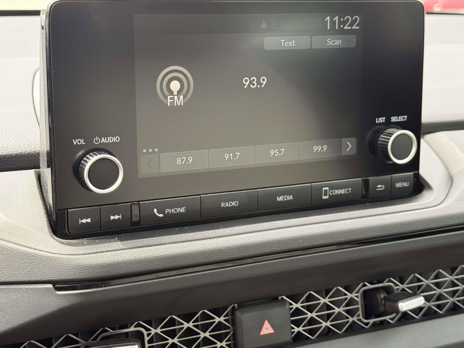 Certified 2025 Honda Accord SE image 5