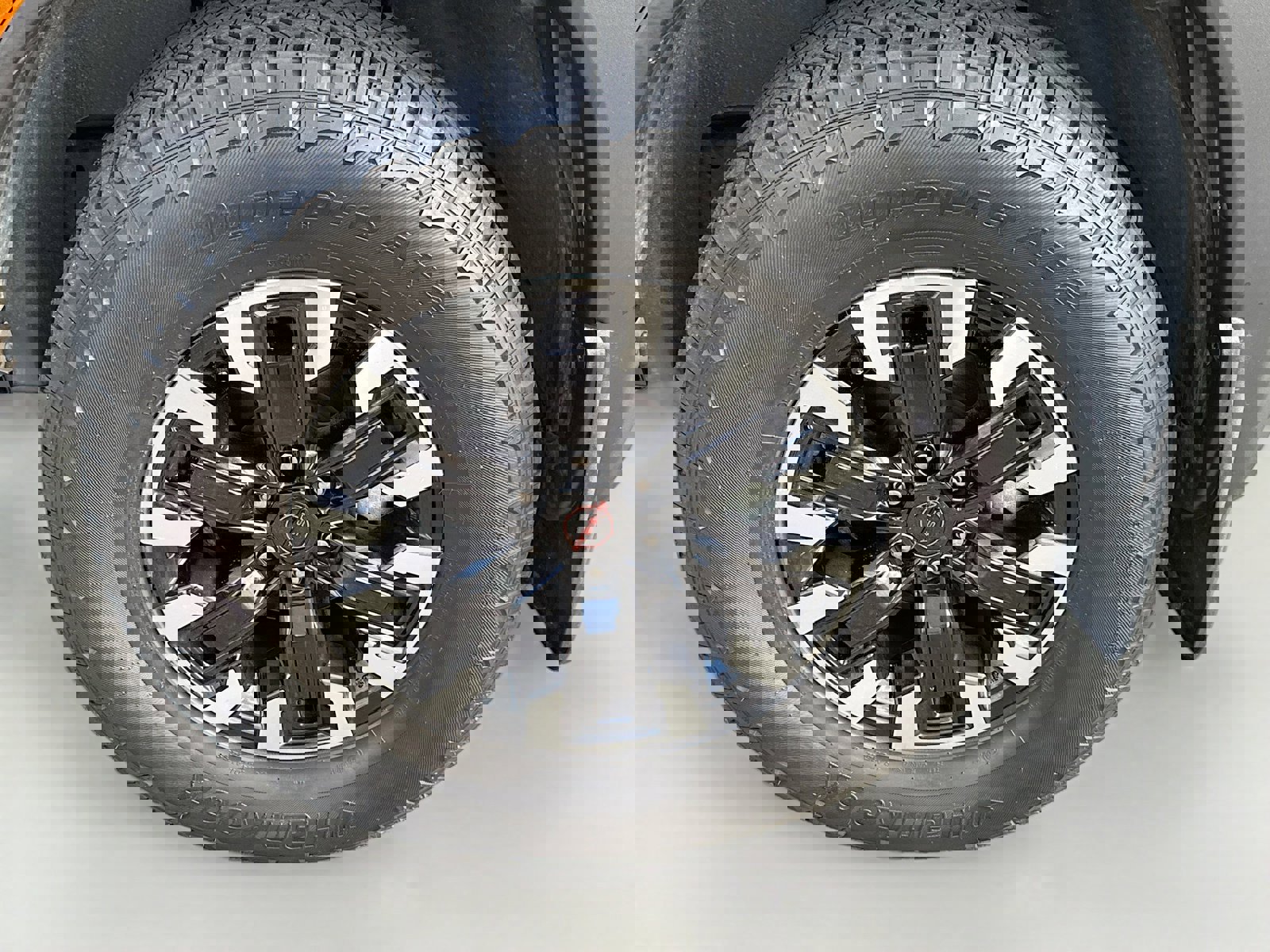 Used 2024 Nissan Frontier PRO-4X w/ Technology Package image 28