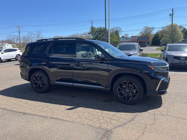 Used 2025 Honda Pilot Touring image 22