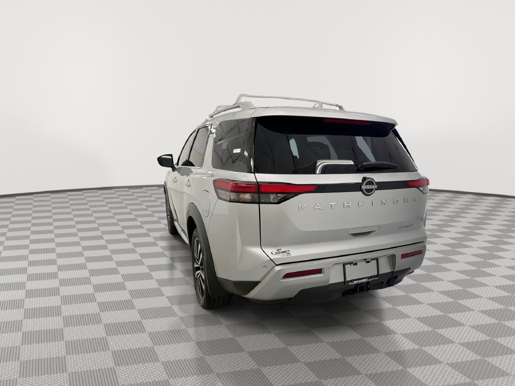 Certified 2025 Nissan Pathfinder Platinum w/ Cargo Package FWD image 10