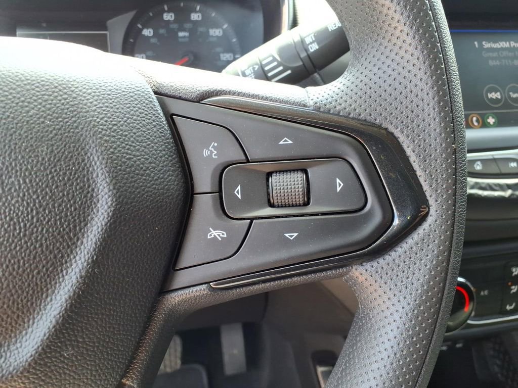 Used 2023 Chevrolet TrailBlazer LT FWD image 23