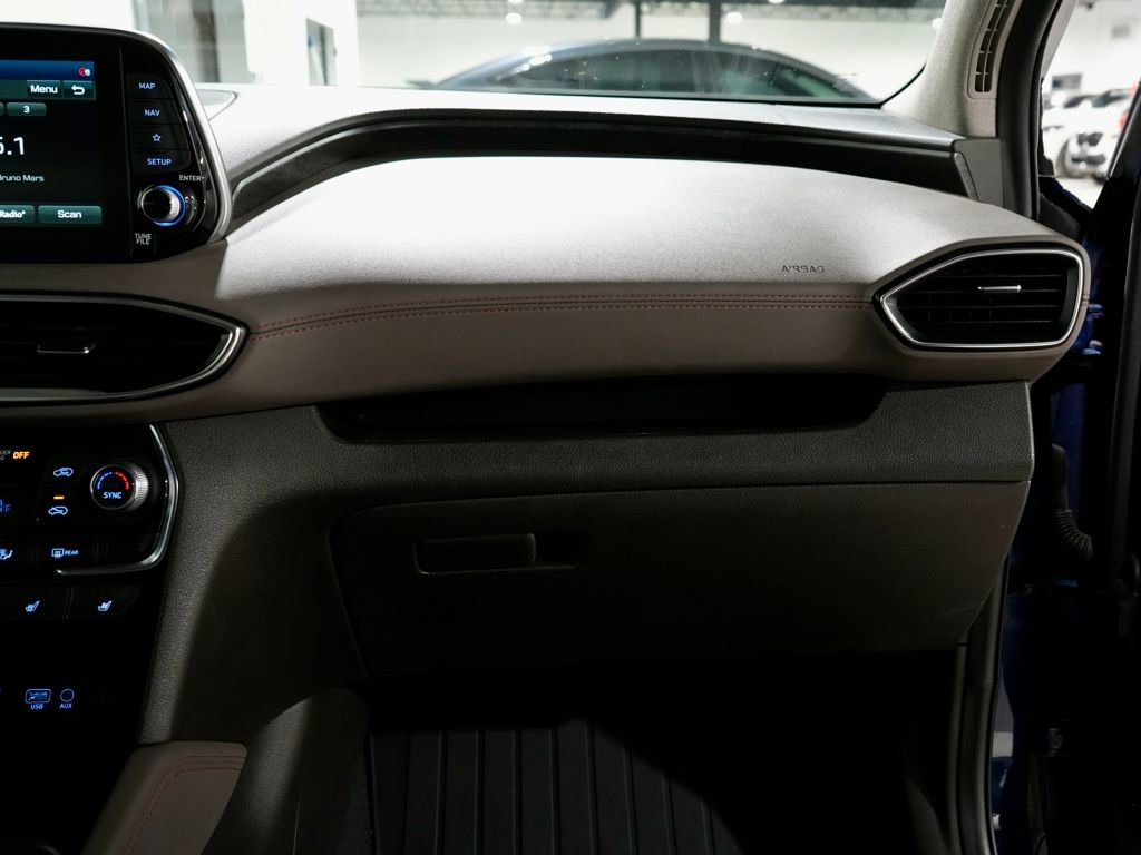 Used 2020 Hyundai Santa Fe Limited image 26