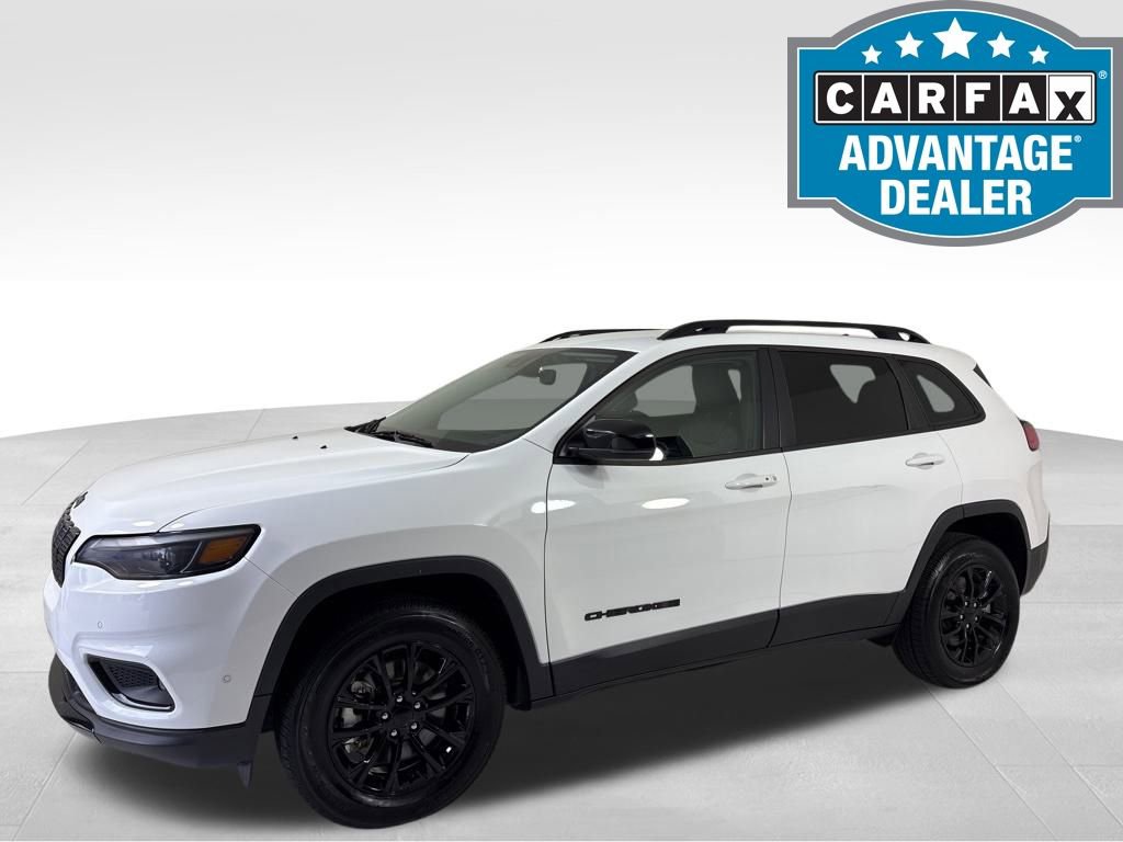 Used 2023 Jeep Cherokee Altitude Lux