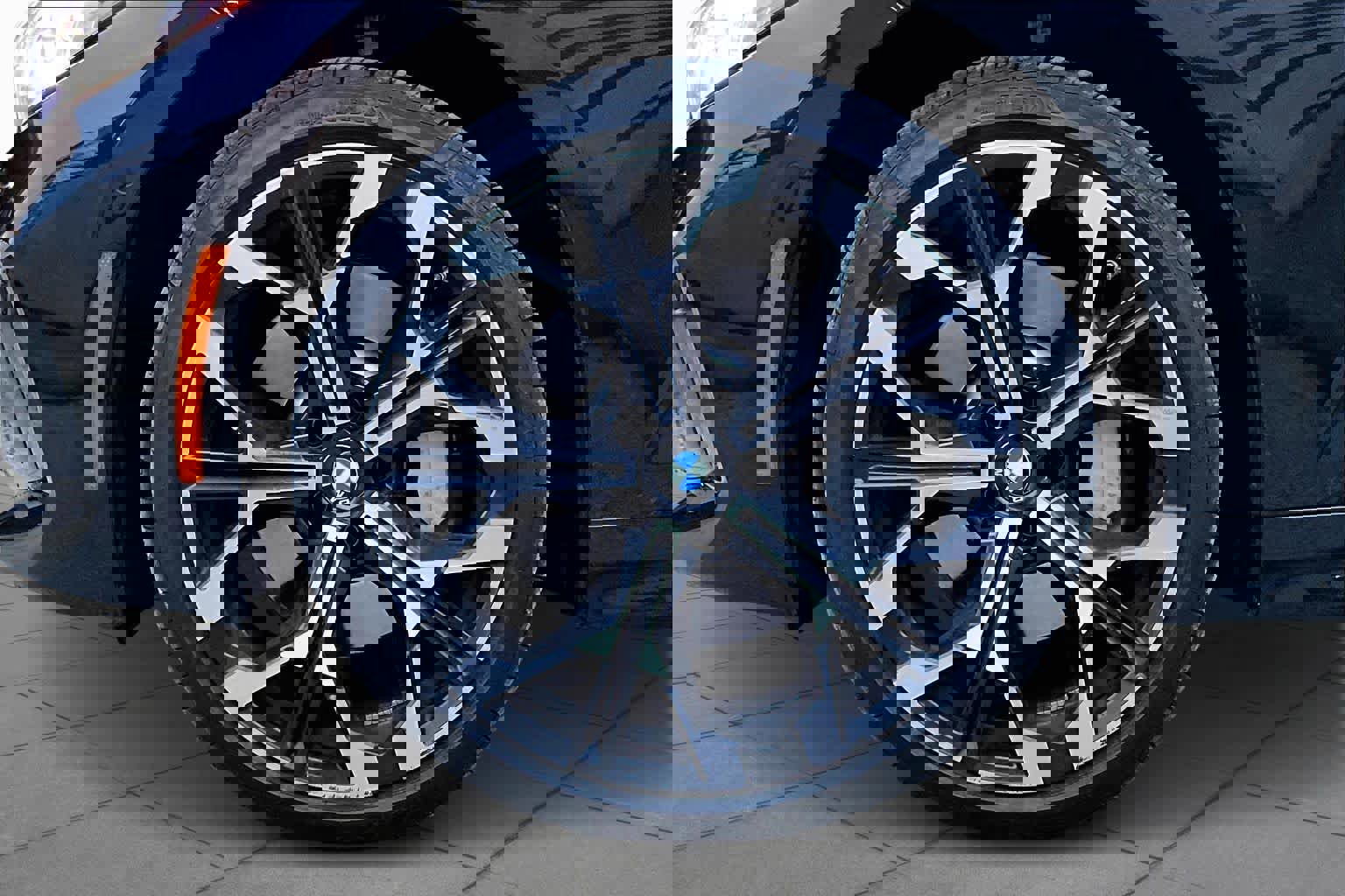 Certified 2025 BMW 330i Sedan image 10