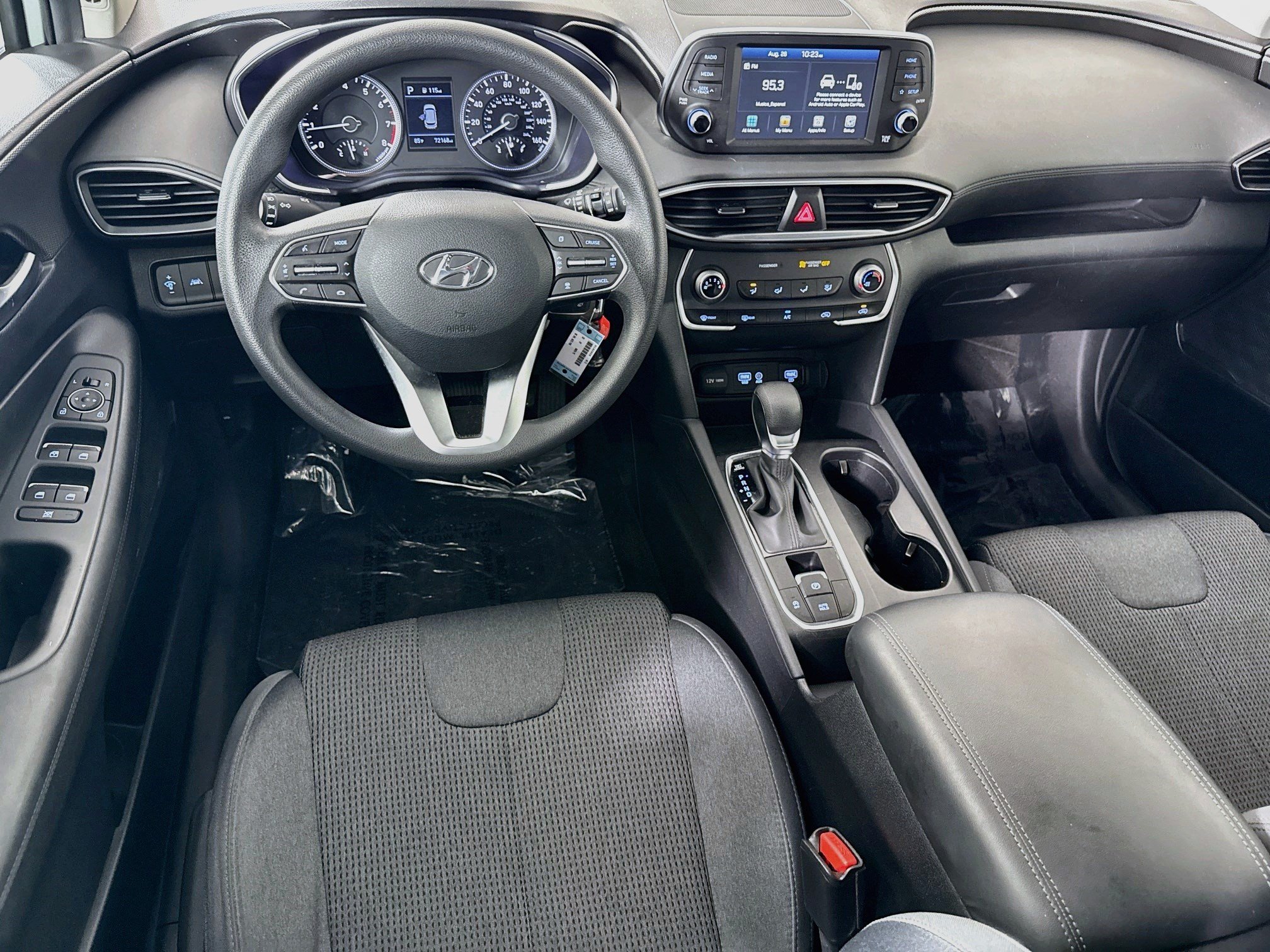 Used 2020 Hyundai Santa Fe SE FWD image 17