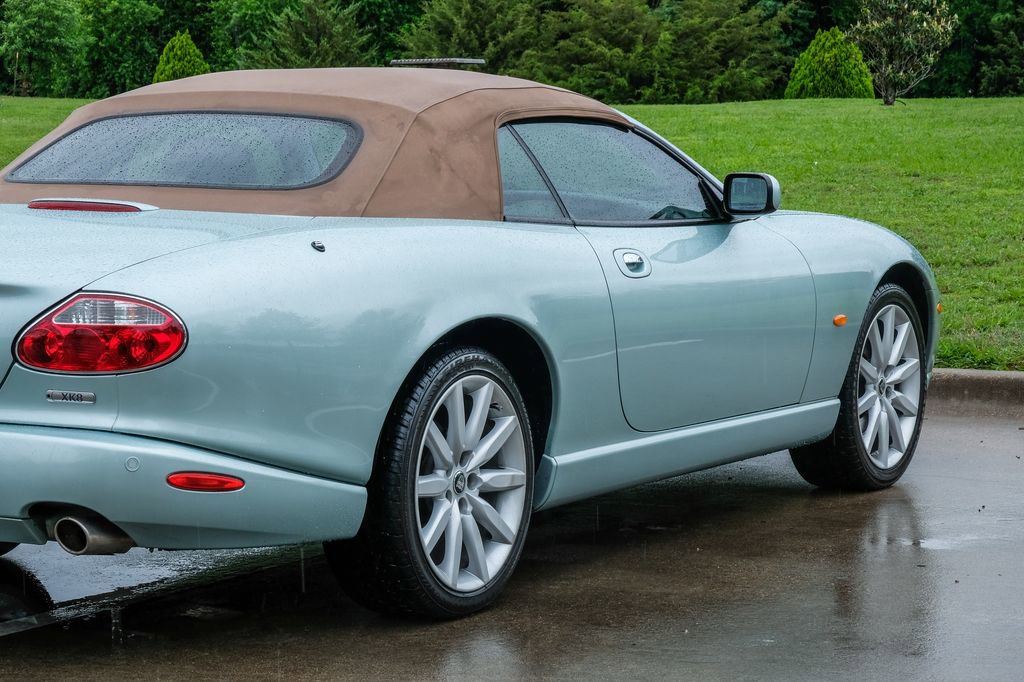 Used 2006 Jaguar XK8 Convertible RWD image 17