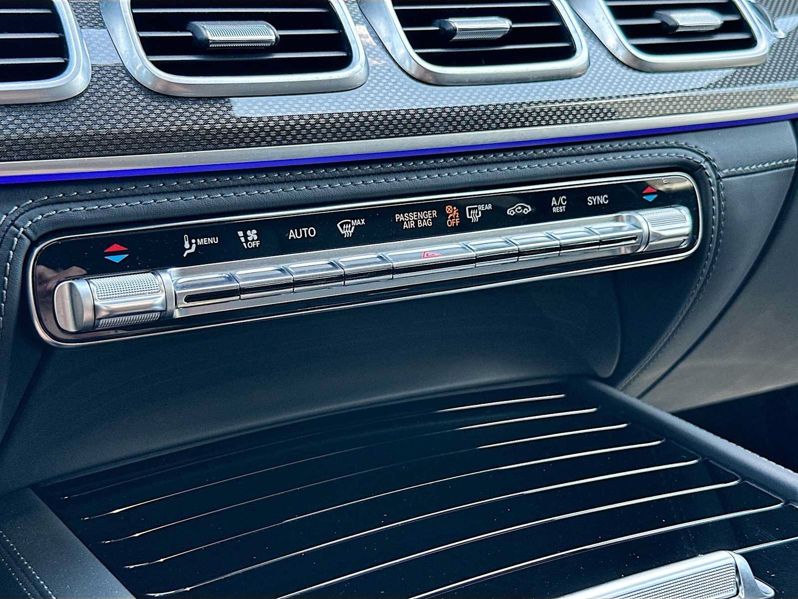 Certified 2023 Mercedes-Benz GLE 53 AMG 4MATIC image 16