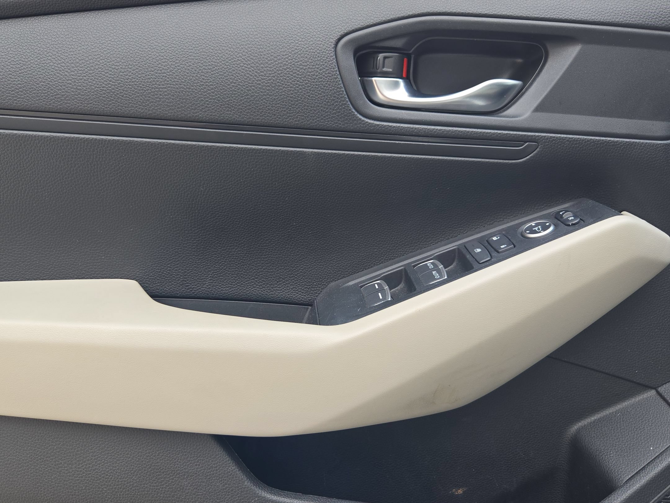 Used 2024 Honda Accord LX image 10