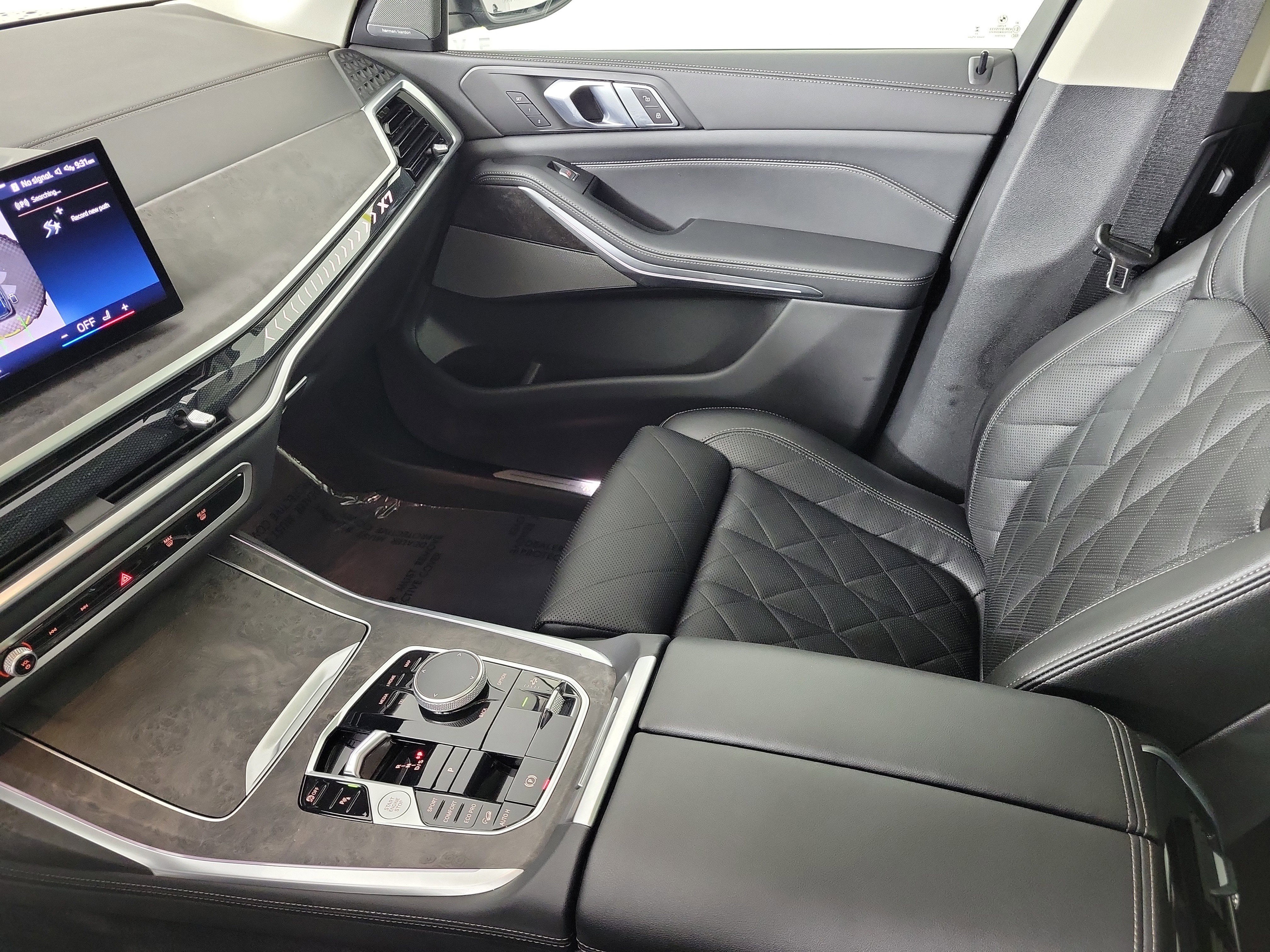 Certified 2024 BMW X7 xDrive40i image 23