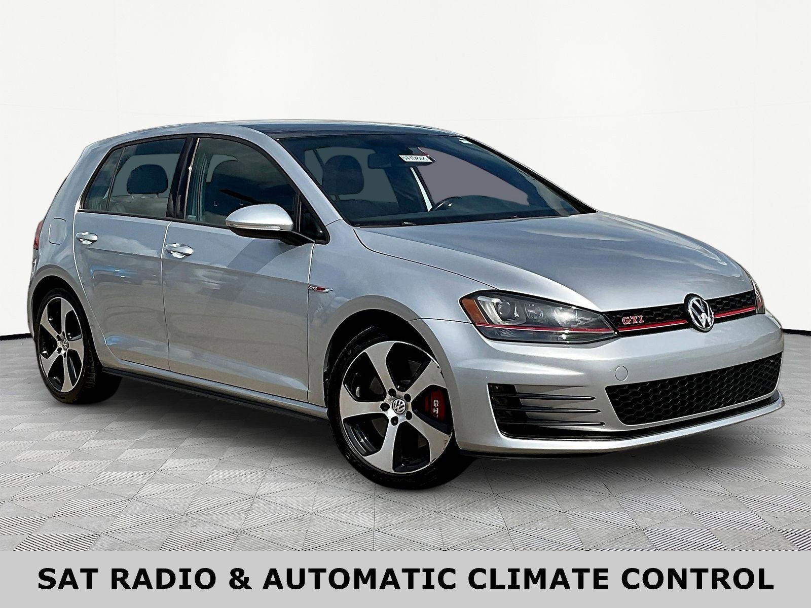 Used 2017 Volkswagen GTI S FWD image 3