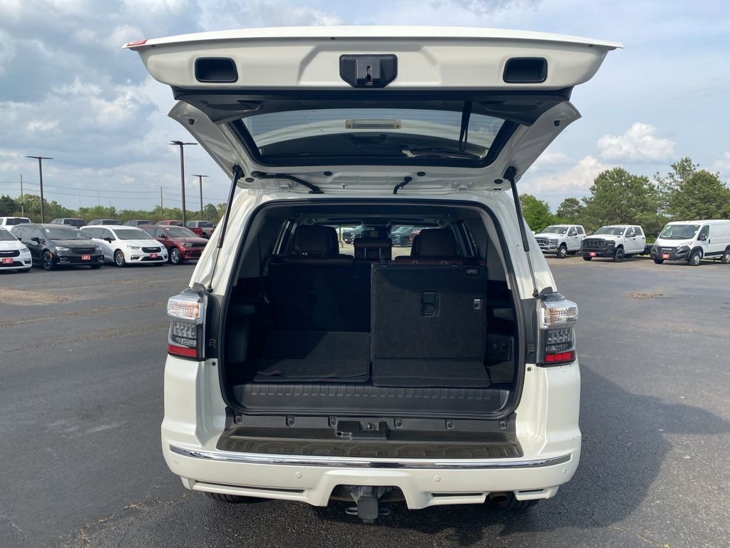 Used 2020 Toyota 4Runner Limited AWD/4WD image 43