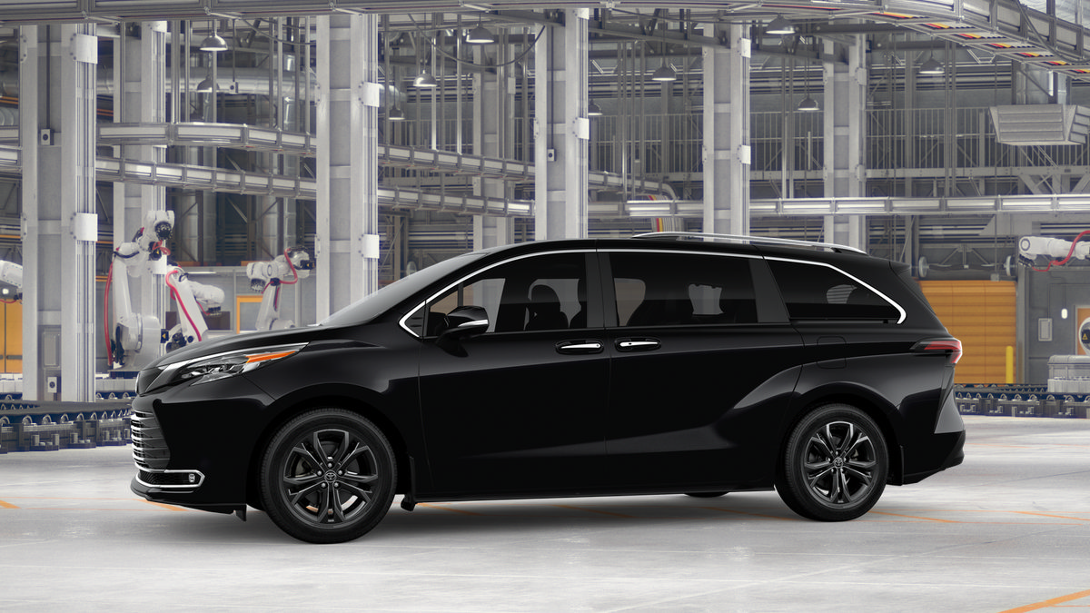 New 2026 Toyota Sienna Platinum AWD/4WD image 3