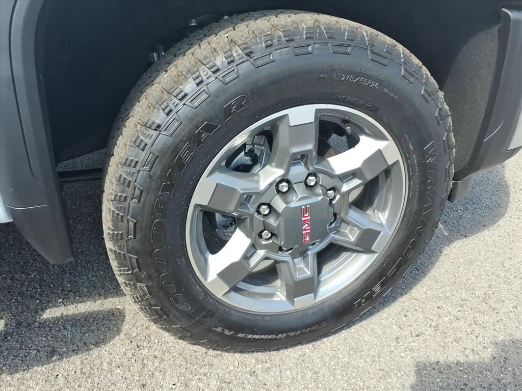 New 2026 GMC Sierra 2500 SLT w/ SLT Premium Package image 9