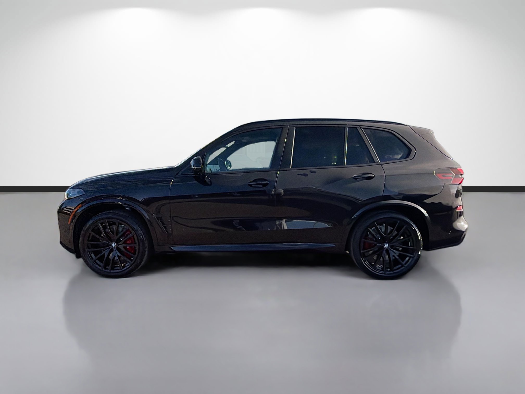 New 2026 BMW X5 M60i image 6