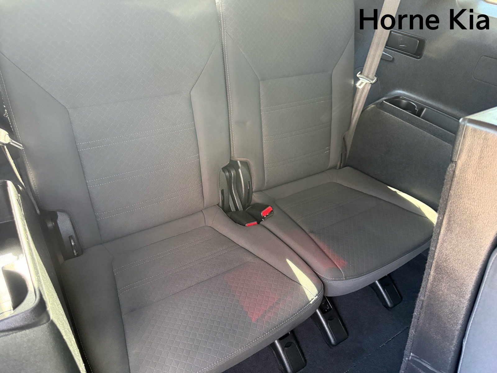 Used 2020 Kia Sorento LX image 27