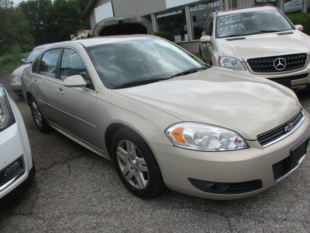 Used 2011 Chevrolet Impala LT FWD image 3