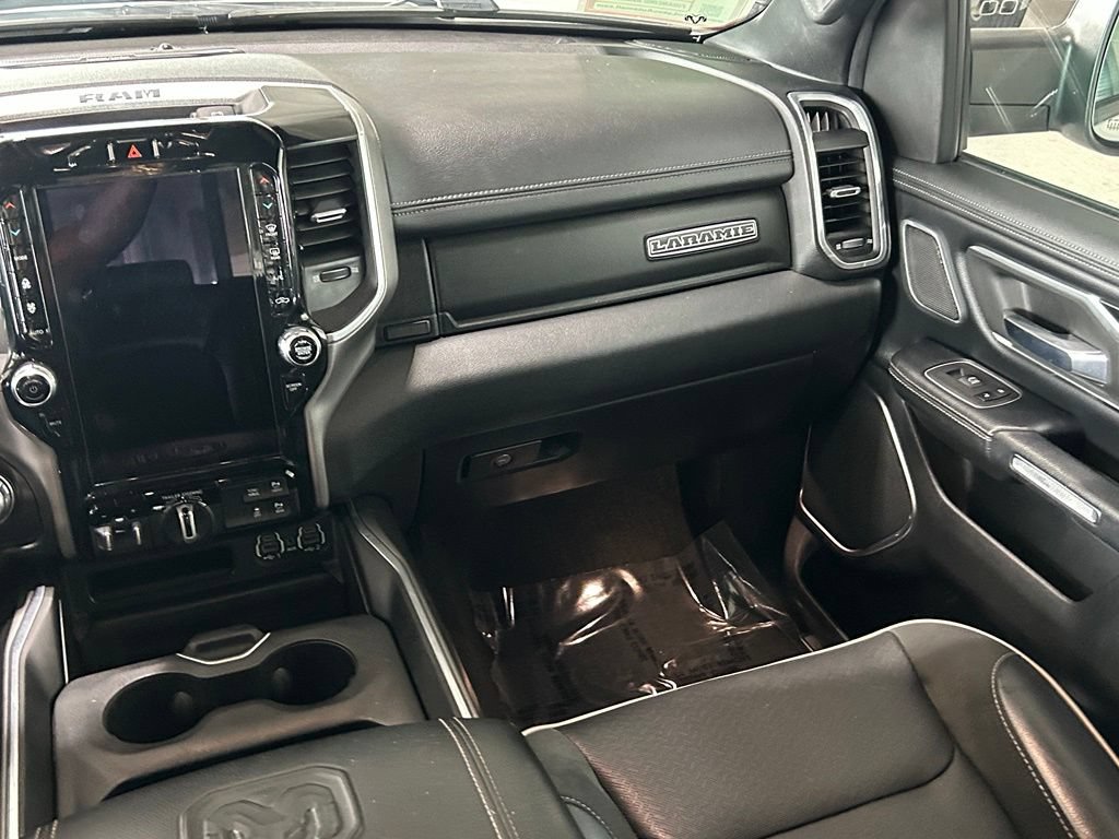 Used 2021 RAM 1500 Laramie AWD/4WD image 11