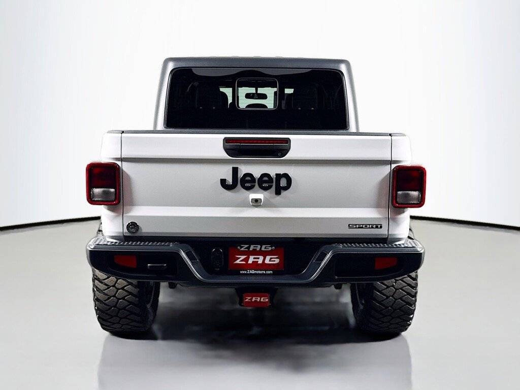 Used 2020 Jeep Gladiator Sport w/ Quick Order Package 24S AWD/4WD image 4
