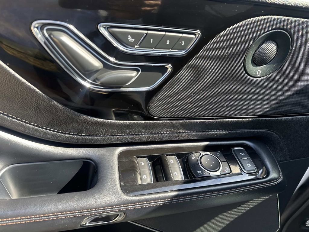 Used 2022 Lincoln Aviator Reserve w/ Elements Package Plus RWD image 20