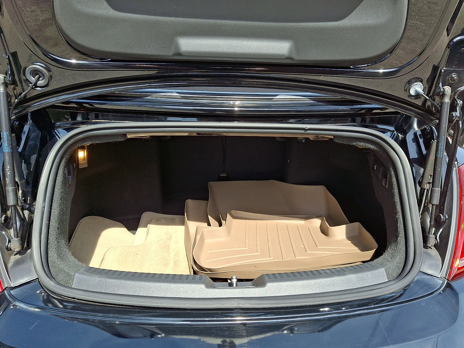 Used 2014 Volkswagen Beetle 2.5 image 28