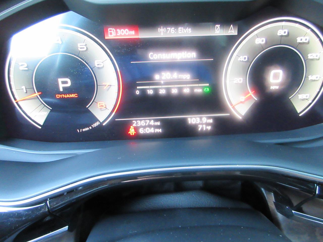 Used 2023 Audi Q8 Premium w/ Convenience Package image 4