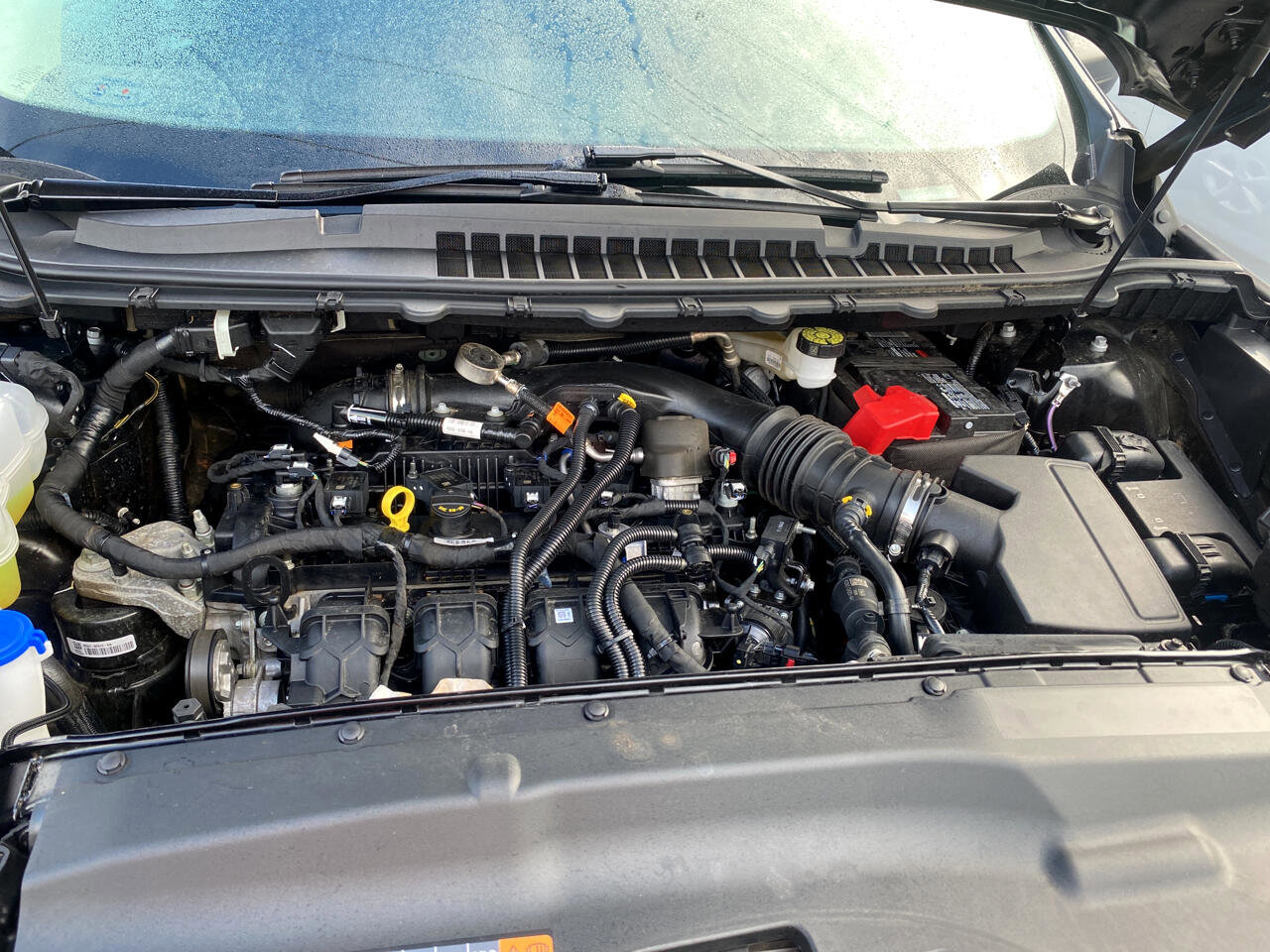 Used 2020 Ford Edge SE image 13