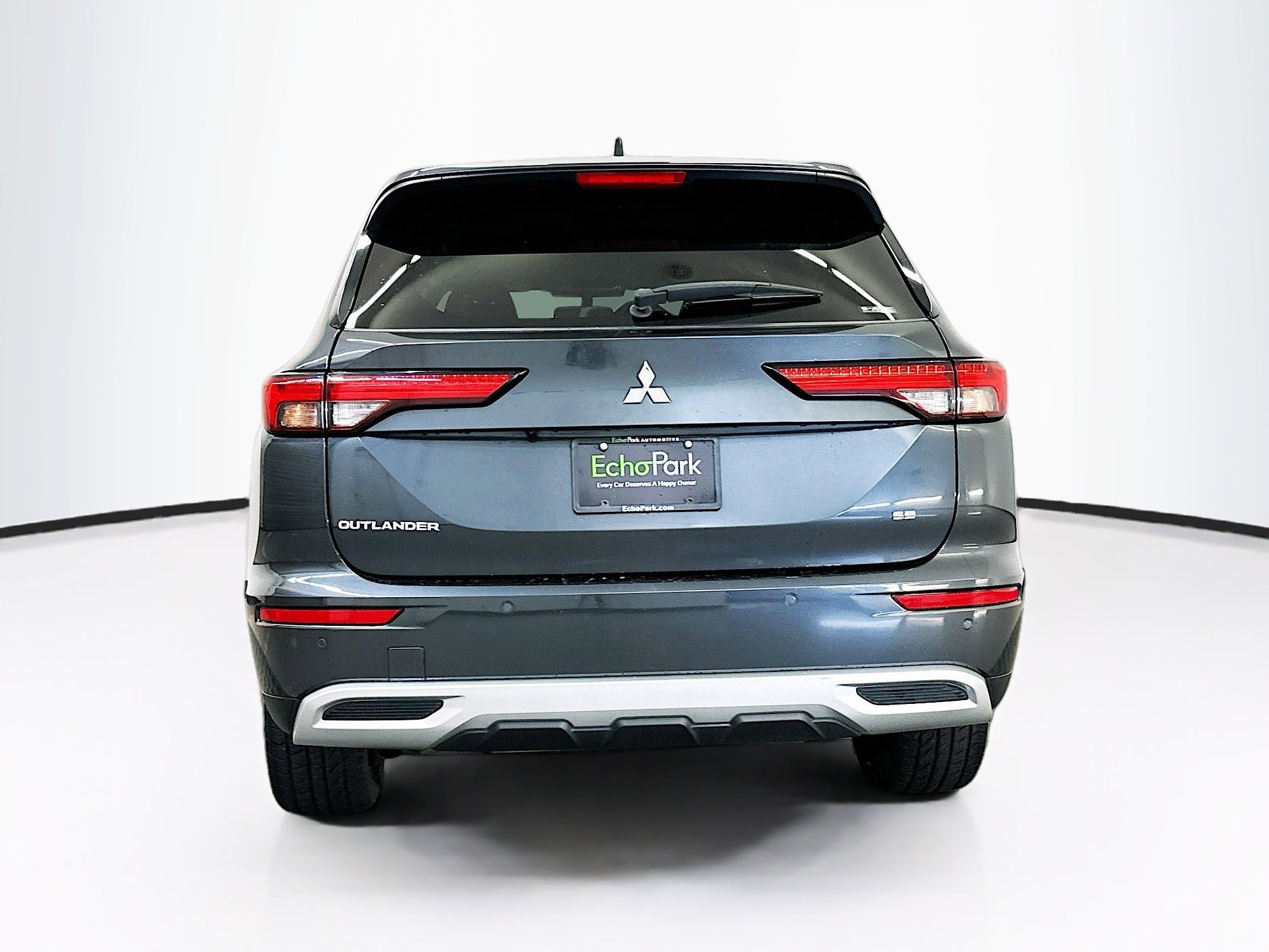 Used 2024 Mitsubishi Outlander SE image 7