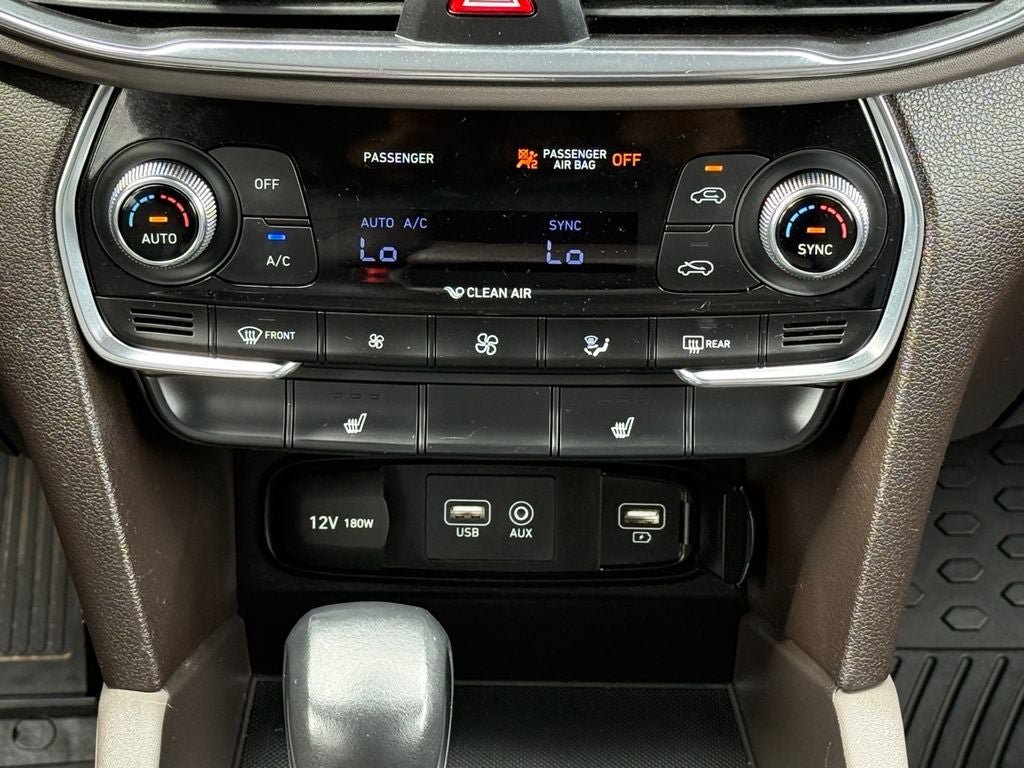 Used 2019 Hyundai Santa Fe SEL FWD image 26