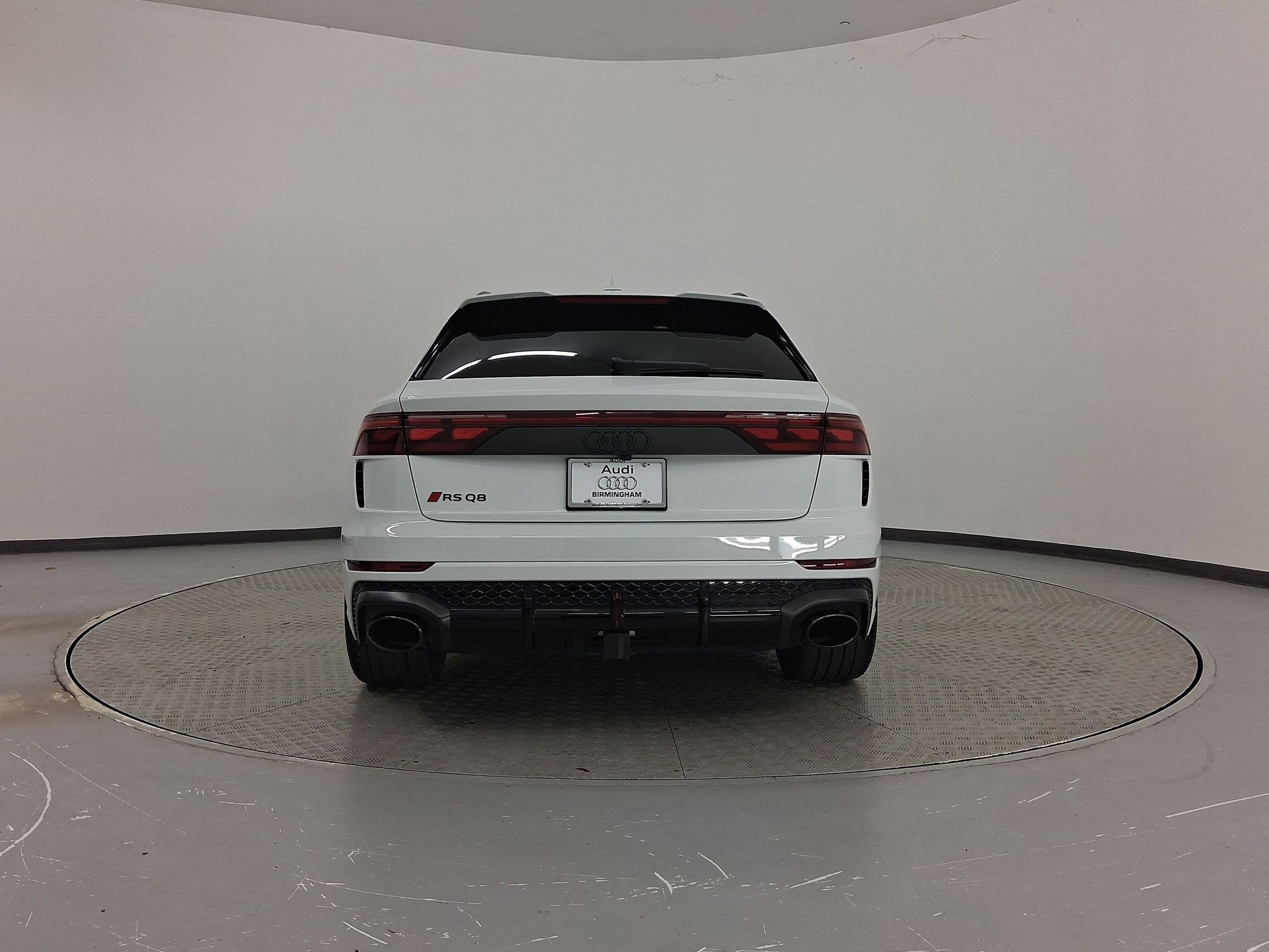 Used 2025 Audi RS Q8 performance image 10