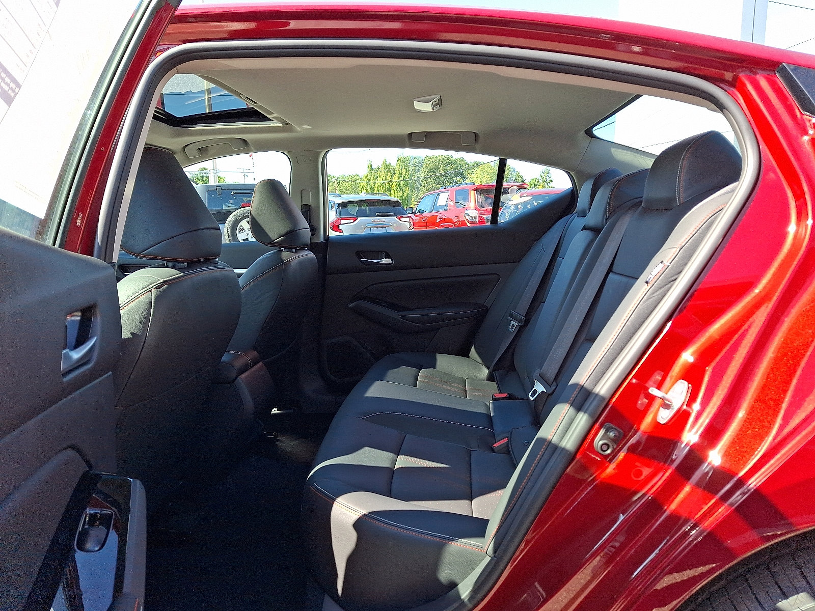 New 2025 Nissan Altima 2.5 SR w/ SR Premium Package image 6