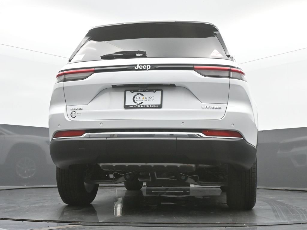 New 2025 Jeep Grand Cherokee Laredo X w/ Luxury Tech Group I image 48