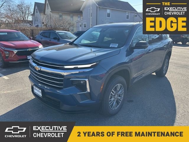 New 2026 Chevrolet Traverse LT w/ Driver Confidence Package AWD/4WD image 1