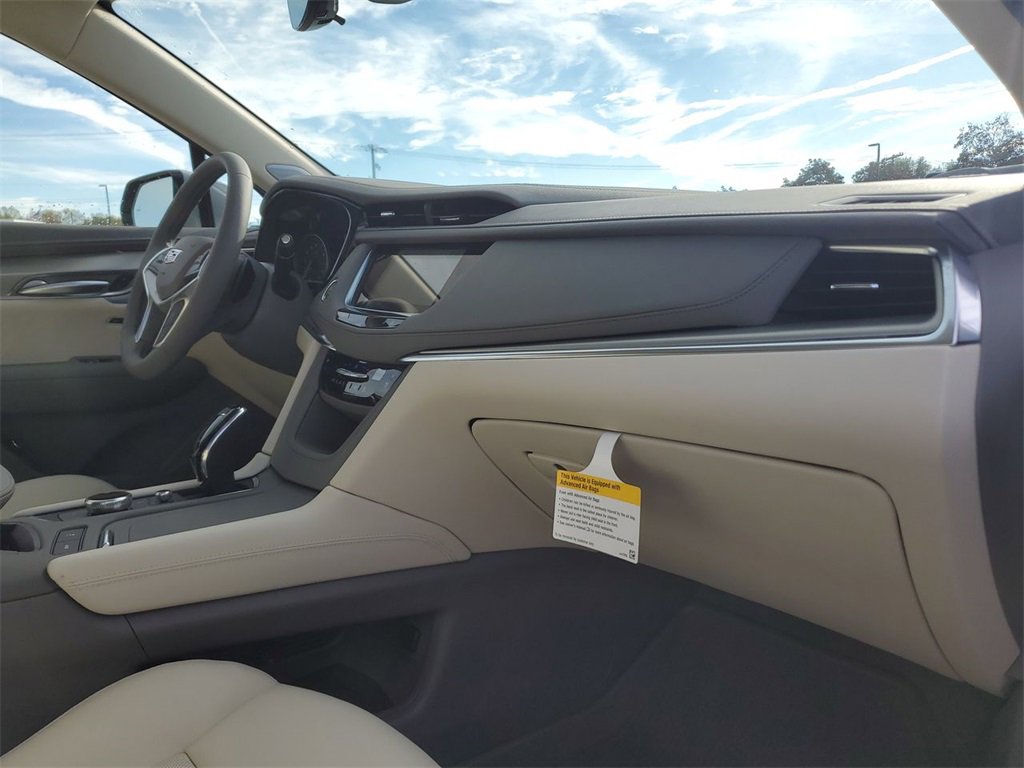 New 2025 Cadillac XT5 Premium Luxury w/ Technology Package image 30