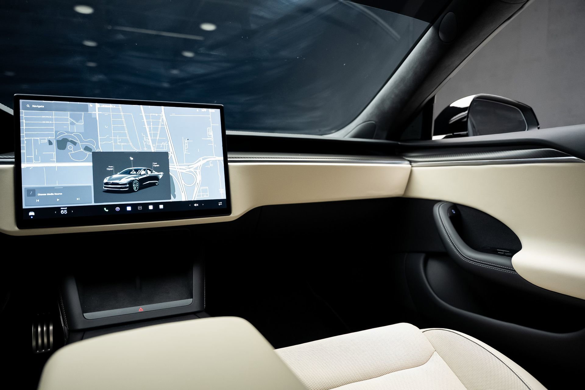 Used 2022 Tesla Model S Plaid image 39