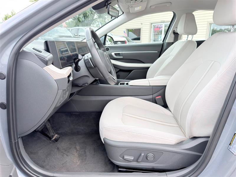 Used 2025 Hyundai Sonata SEL FWD image 18
