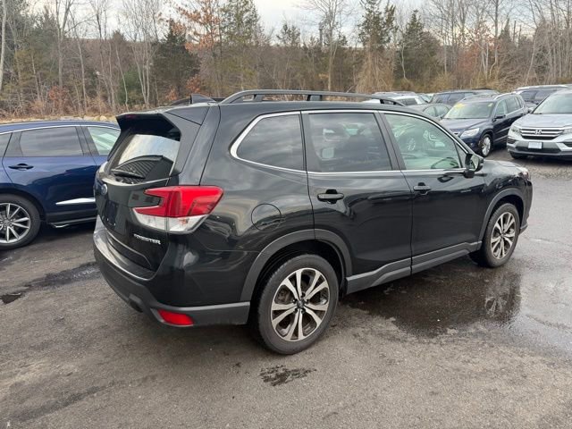 Used 2022 Subaru Forester Limited image 4